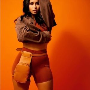 Brand new Sorella tomb raider brown leg bag